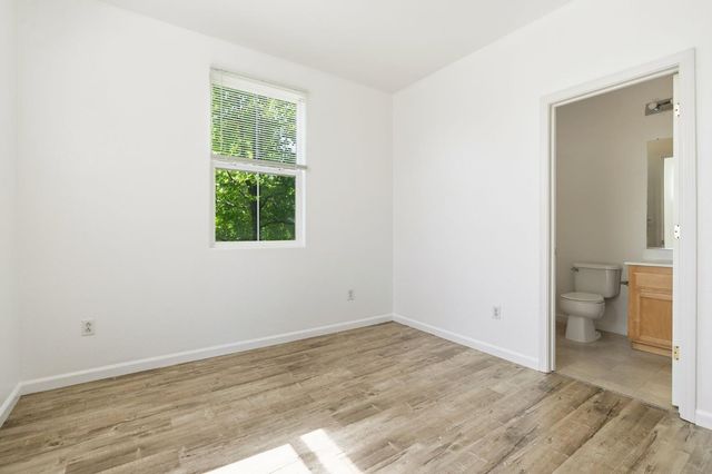 3420 Tice Creek Way, Sacramento, CA 95833