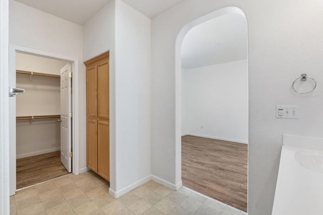 3420 Tice Creek Way, Sacramento, CA 95833