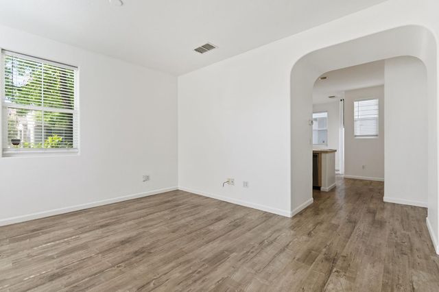 3420 Tice Creek Way, Sacramento, CA 95833