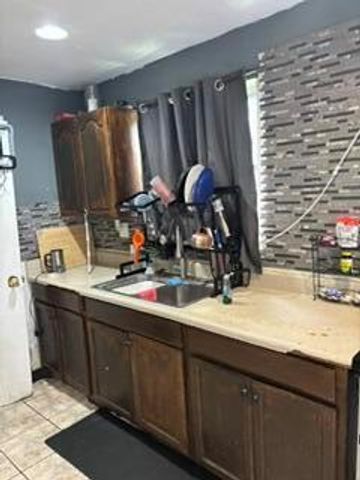 1370 NW 54th Terrace, Lauderhill, FL 33313