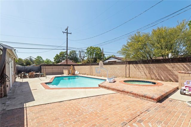 303 E 5th, Ontario, CA 91764