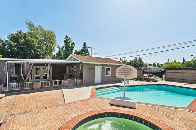 303 E 5th, Ontario, CA 91764