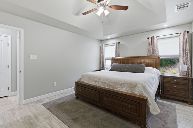 806 Colorado River Drive, Granbury, TX 76048