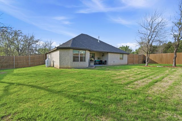 806 Colorado River Drive, Granbury, TX 76048