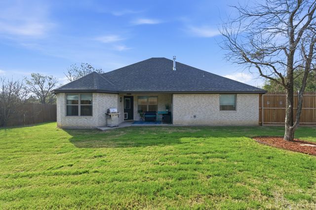806 Colorado River Drive, Granbury, TX 76048