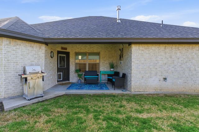 806 Colorado River Drive, Granbury, TX 76048