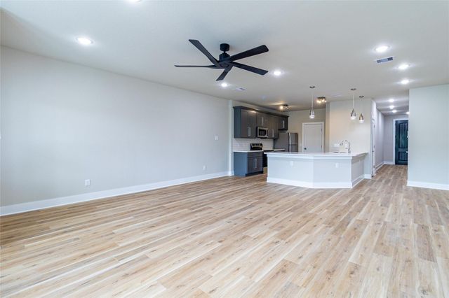 9101 Noel Street A, Houston, TX 77033