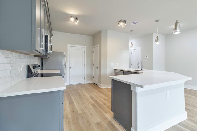 9101 Noel Street A, Houston, TX 77033