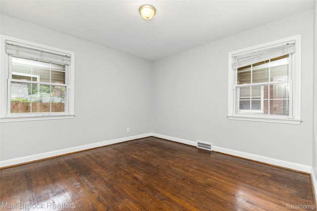 4391 Bishop Street, Detroit, MI 48224