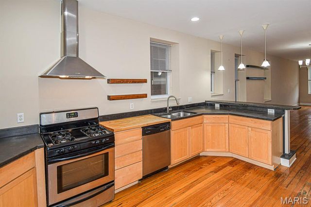 2602 Minnesota Avenue, St Louis, MO 63118