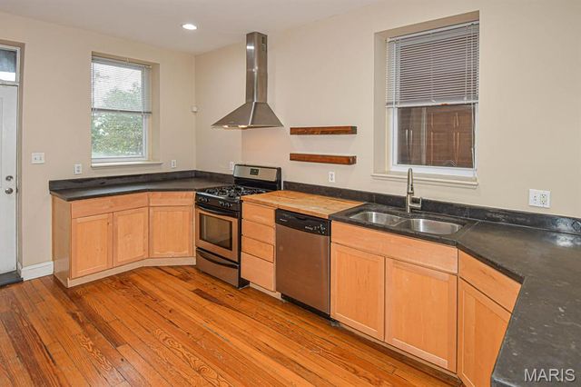 2602 Minnesota Avenue, St Louis, MO 63118