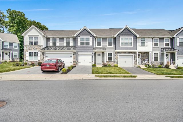 79 BEECH TREE CT, Annville, PA 17003