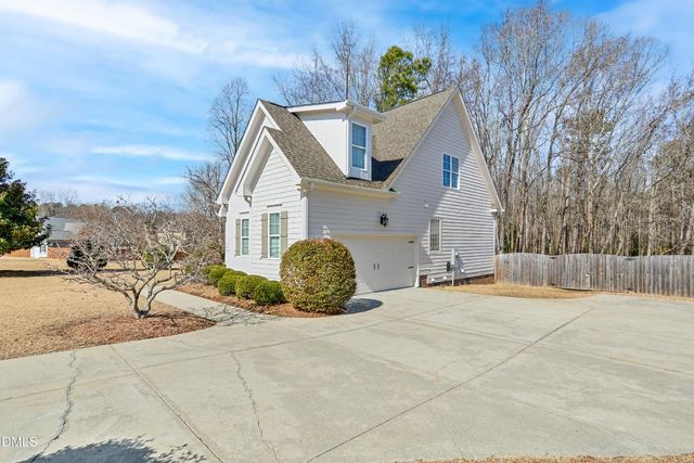 1205 Autumn Grove Court, Fuquay Varina, NC 27526