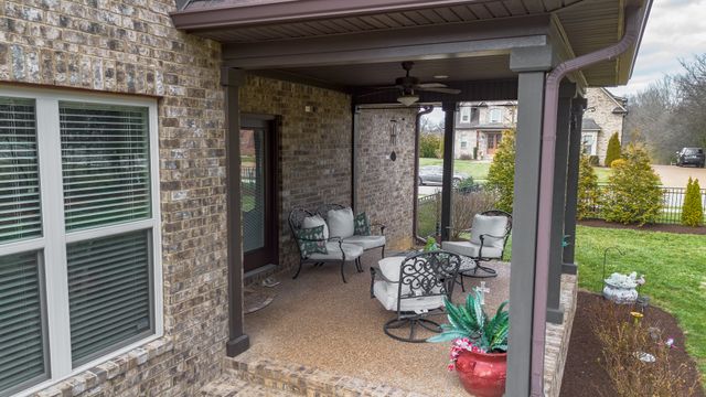 901 Larkspur Ln, Lebanon, TN 37087