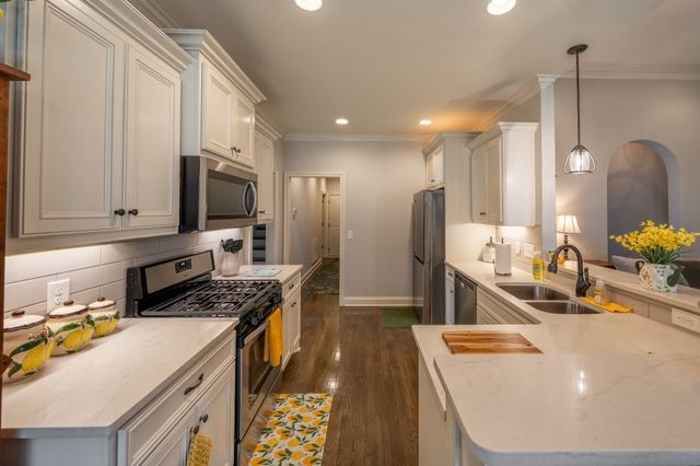 901 Larkspur Ln, Lebanon, TN 37087