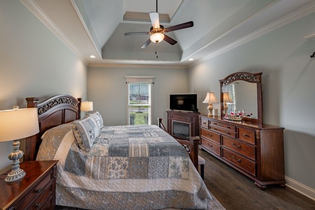 901 Larkspur Ln, Lebanon, TN 37087