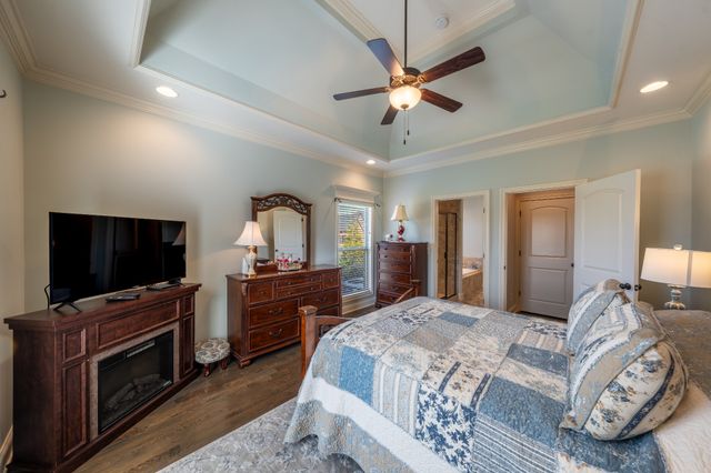 901 Larkspur Ln, Lebanon, TN 37087