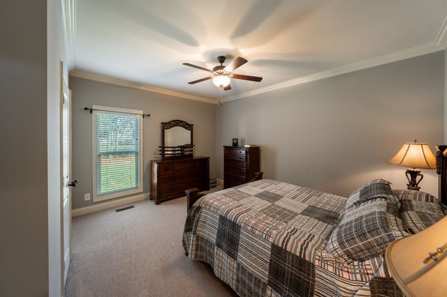 901 Larkspur Ln, Lebanon, TN 37087