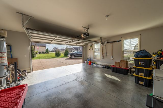 901 Larkspur Ln, Lebanon, TN 37087