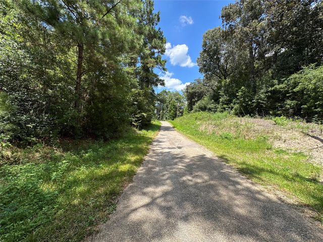 91 Road 2726, Cleveland, TX 77327