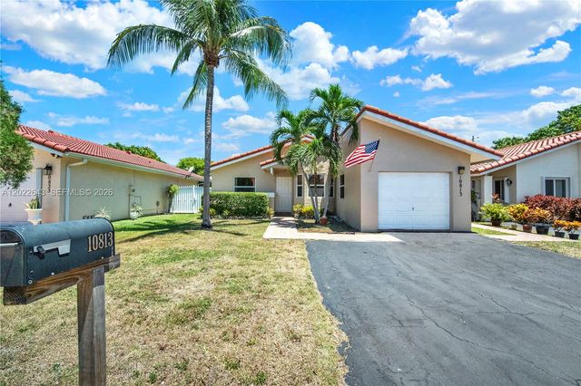 10813 SW 158th Ln, Miami, FL 33157