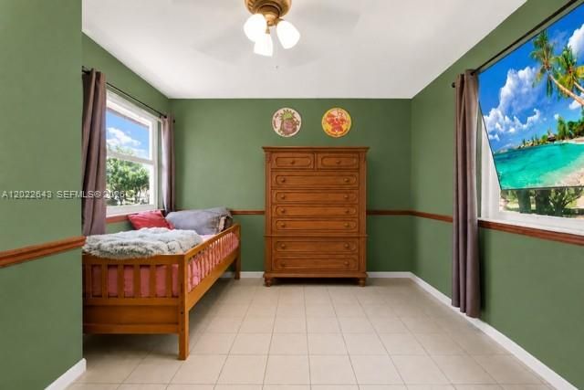 10813 SW 158th Ln, Miami, FL 33157