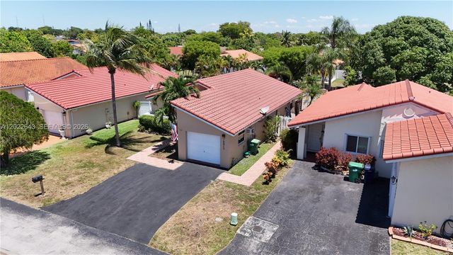 10813 SW 158th Ln, Miami, FL 33157