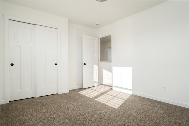 15571 Finley Way, South Beloit, IL 61080