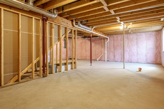 15571 Finley Way, South Beloit, IL 61080