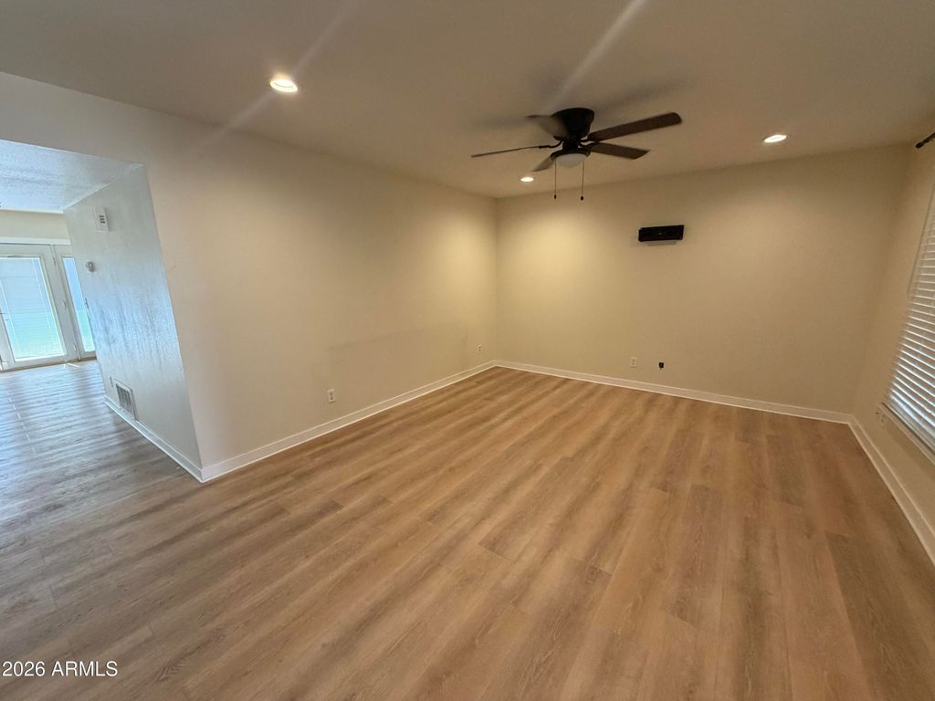 5483 W BUTLER Drive, Glendale, AZ 85302 — photo 3
