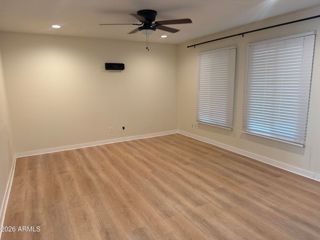 5483 W BUTLER Drive, Glendale, AZ 85302 — photo 5