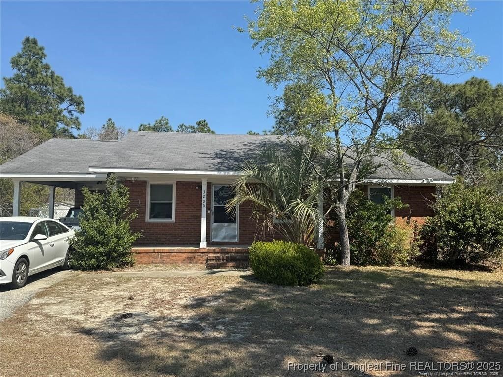 3200 Teakwood Court, Hope Mills, NC 28348