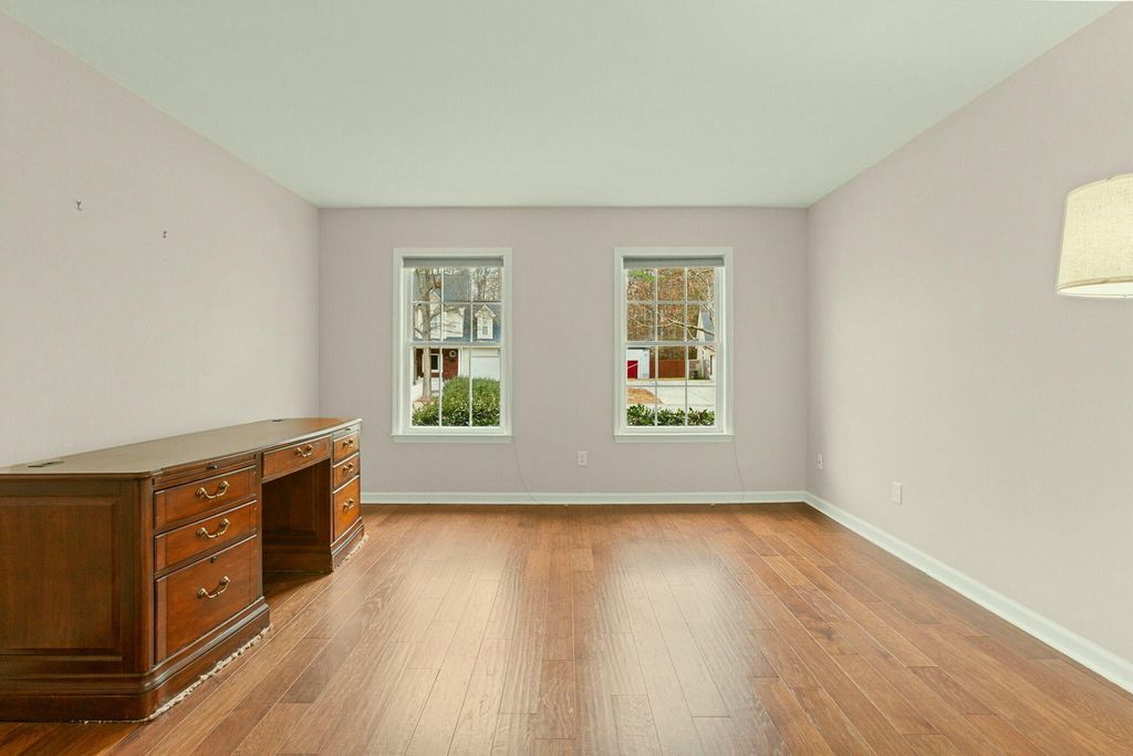 Image 14 of property listing at 803 N Aylesbury Road, Goose Creek, SC 29445