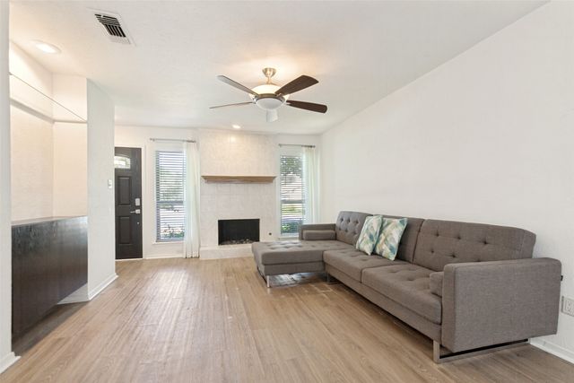 10732 Pagewood Drive 48, Dallas, TX 75230