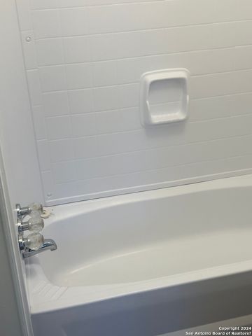 24815 aue, San Antonio, TX 78257