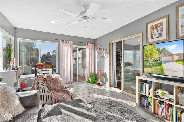 635 Muirfield Drive, Brownsburg, IN 46112