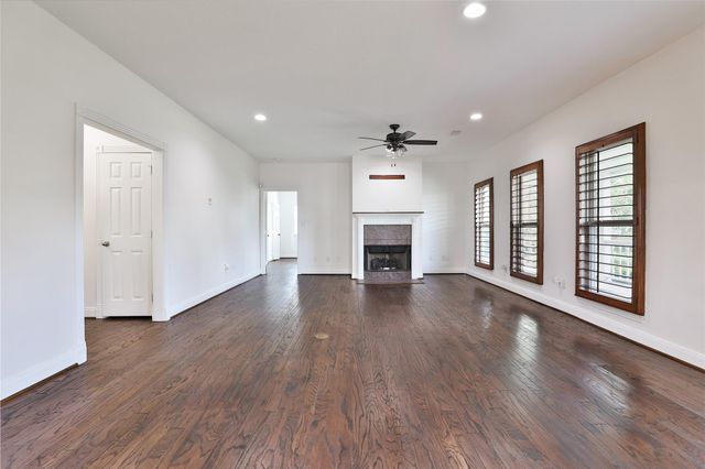 115 5th Street, Sugar Land, TX 77498