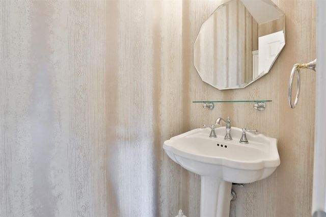 115 5th Street, Sugar Land, TX 77498