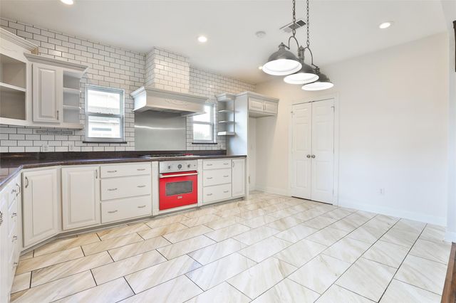 115 5th Street, Sugar Land, TX 77498