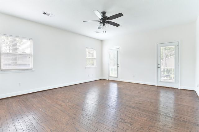 115 5th Street, Sugar Land, TX 77498