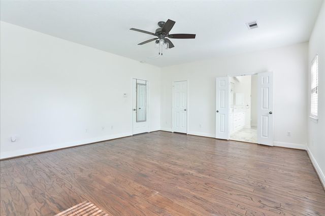 115 5th Street, Sugar Land, TX 77498