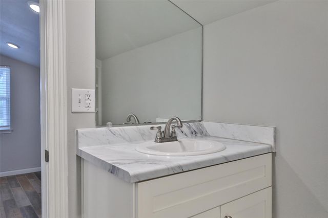 115 5th Street, Sugar Land, TX 77498