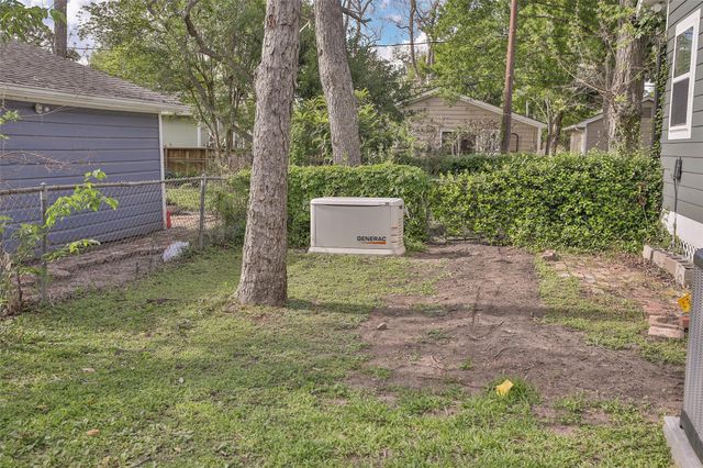 115 5th Street, Sugar Land, TX 77498