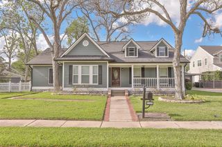 115 5th Street, Sugar Land, TX 77498