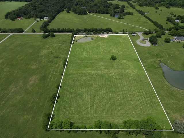 9999 Dugan Chapel Road, Bells, TX 75414