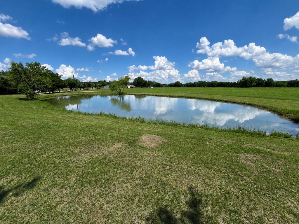 9999 Dugan Chapel Road, Bells, TX 75414