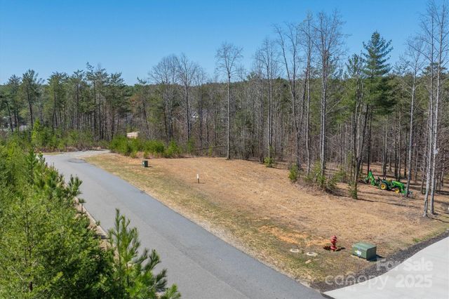 2148 E Bluewater Drive, Morganton, NC 28655
