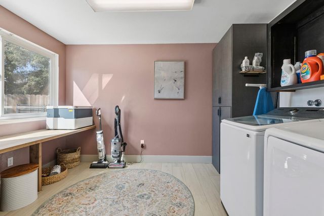 845 Sunrise Ave, Ripon, CA 95366