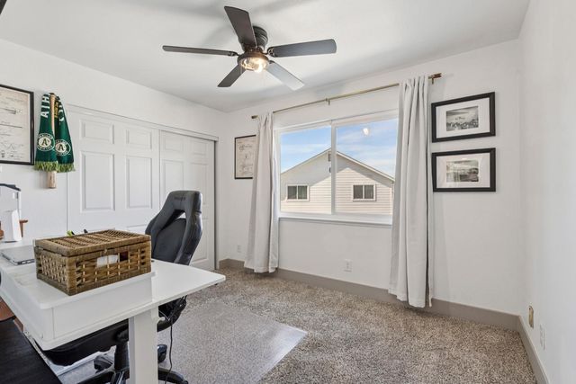 845 Sunrise Ave, Ripon, CA 95366