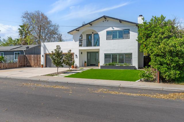 845 Sunrise Ave, Ripon, CA 95366